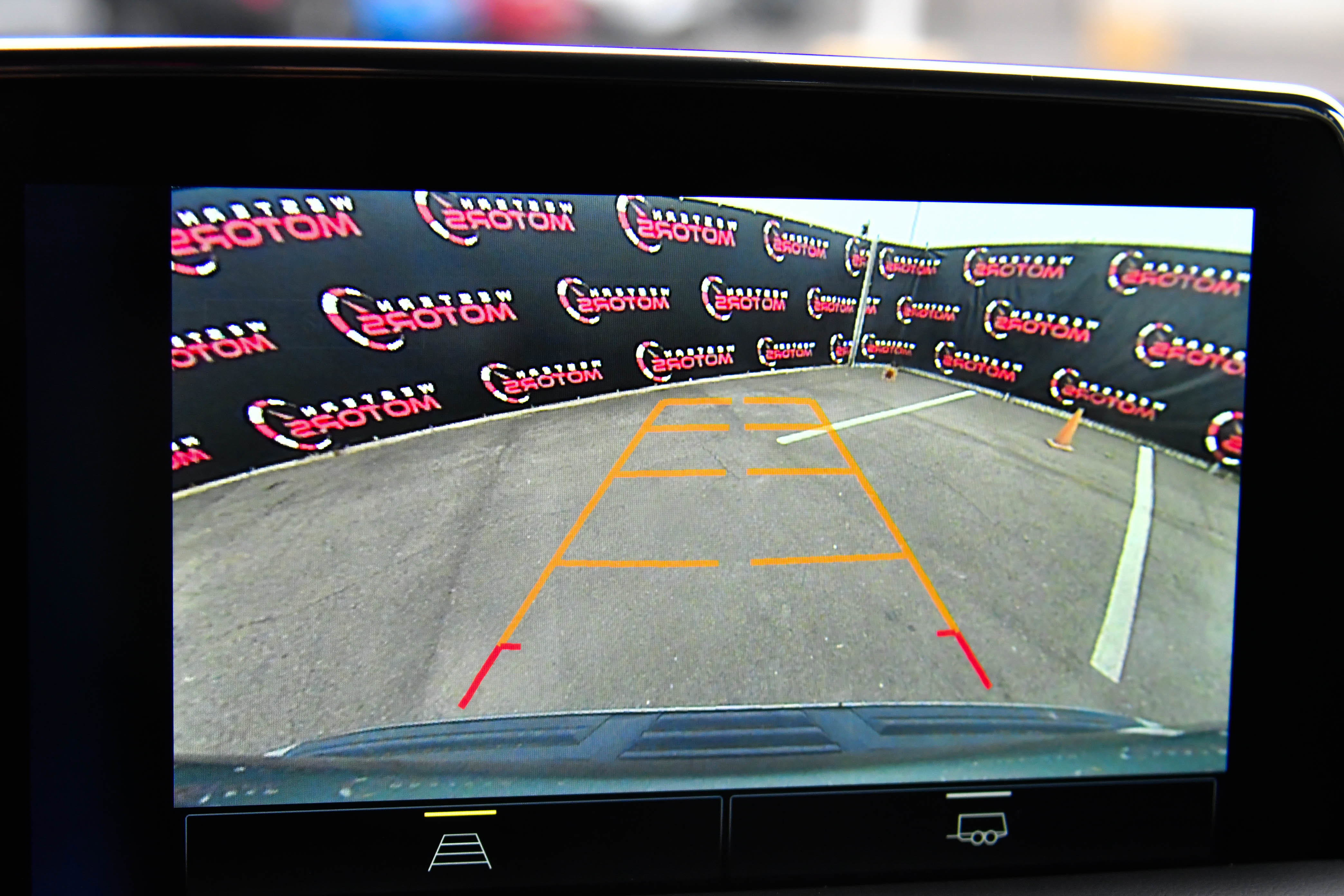 Used 2023 Chevrolet Suburban Premier image 19