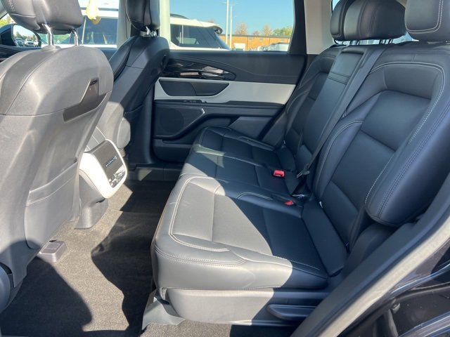 Used 2024 Lincoln Nautilus Premier image 20