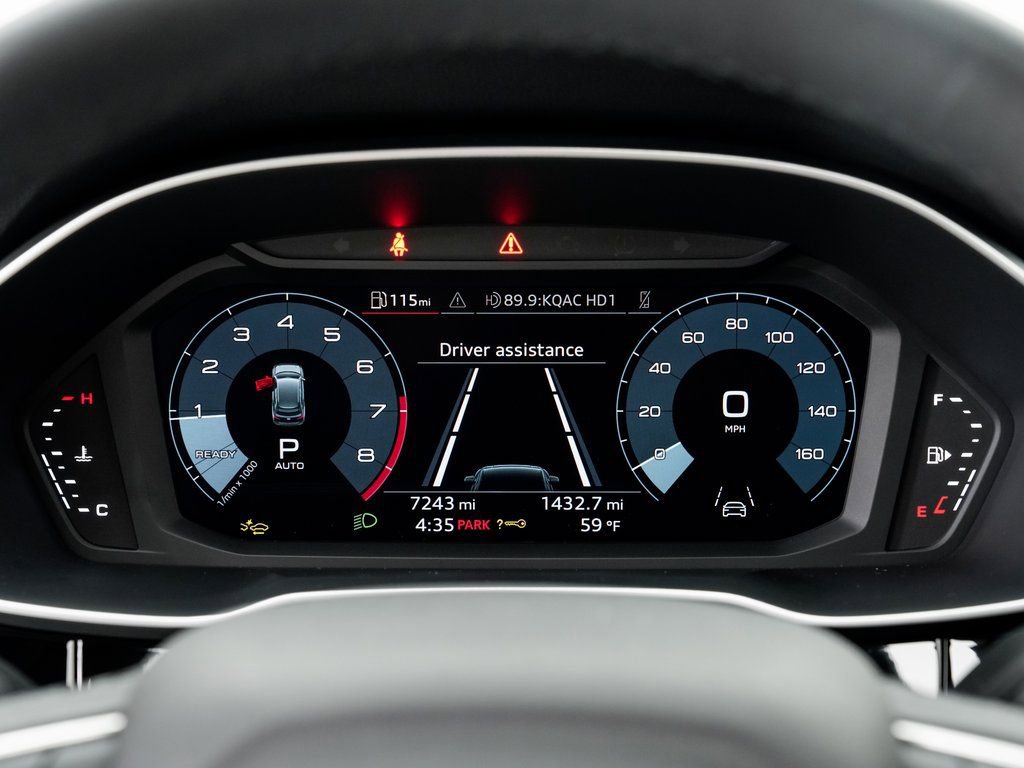 Certified 2025 Audi Q3 2.0T Premium image 14