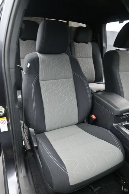 Used 2020 Toyota Tacoma TRD Sport AWD/4WD image 18