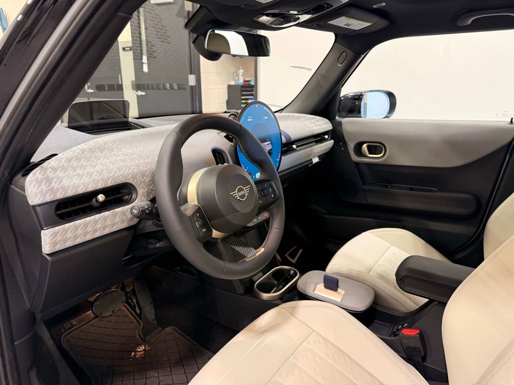 Used 2025 MINI Cooper S image 11