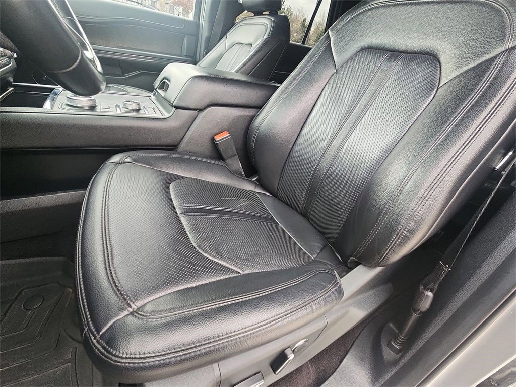 Used 2021 Ford Expedition Limited image 20