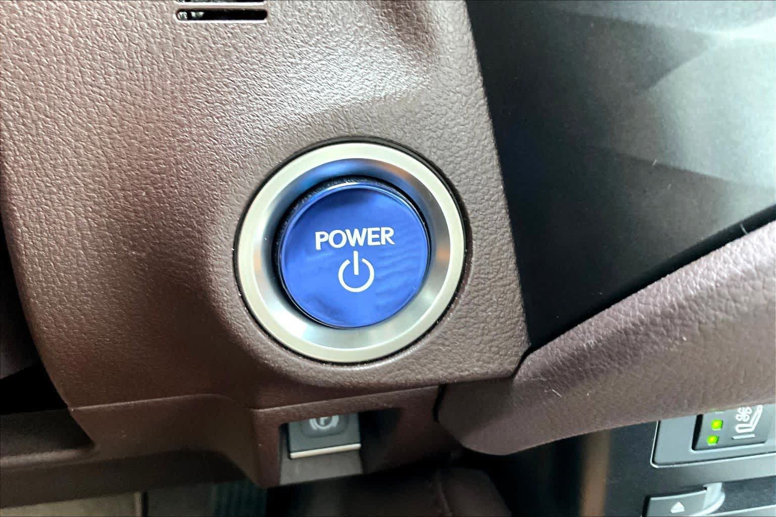 Used 2019 Lexus ES 300h Ultra Luxury w/ Accessory Package 2 FWD image 33