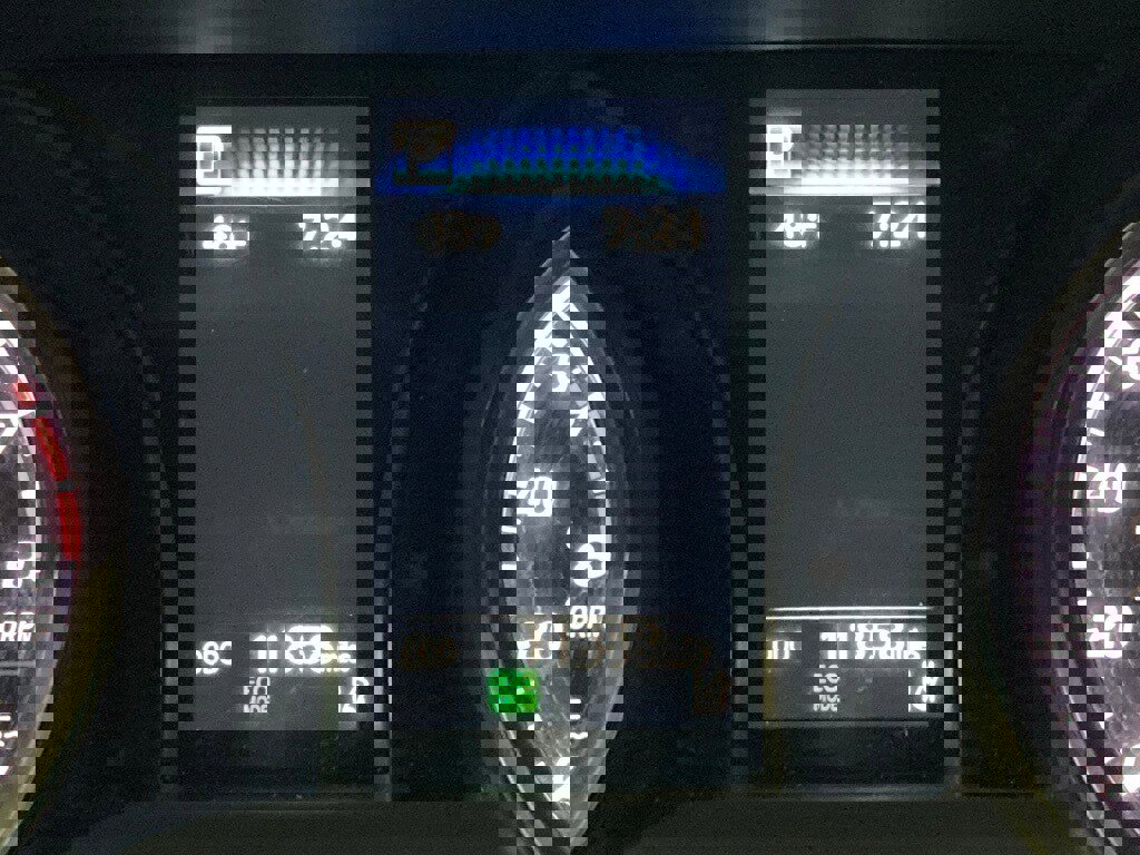 Used 2023 Toyota Camry SE image 17