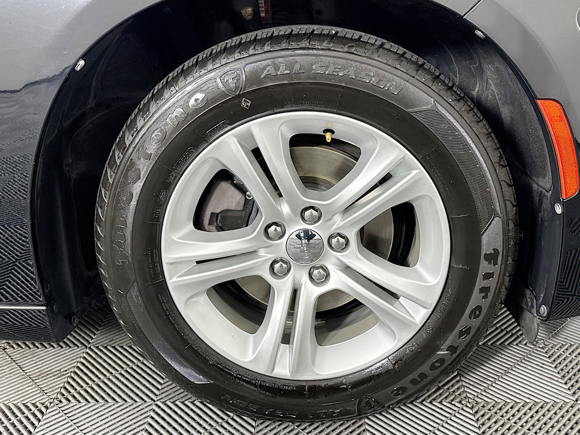 Used 2020 Dodge Charger SXT image 31