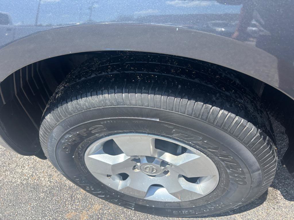 Used 2012 Nissan Pathfinder S RWD image 26