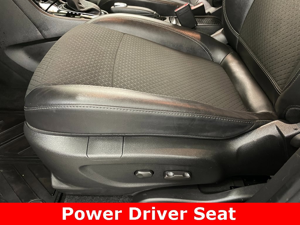 Certified 2022 Buick Encore Preferred w/ Safety Package II image 8