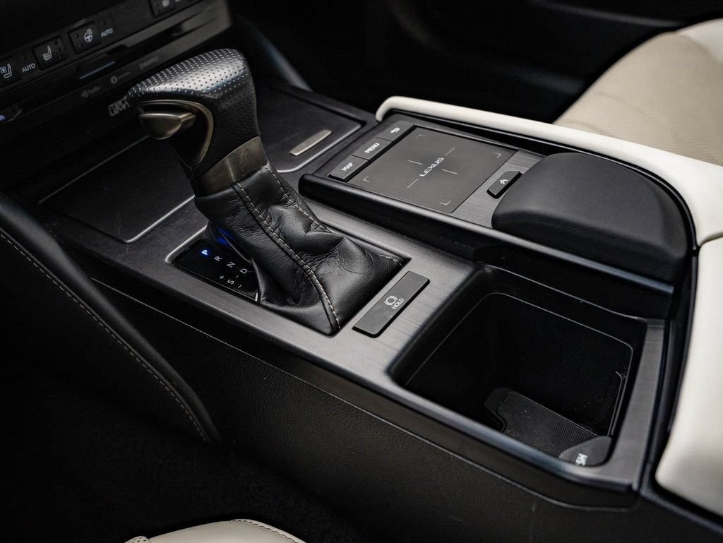 Used 2021 Lexus ES 350 F Sport w/ Special Edition FWD image 38