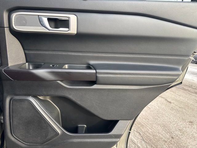 Used 2020 Ford Explorer Limited w/ Class III Trailer Tow Package image 32