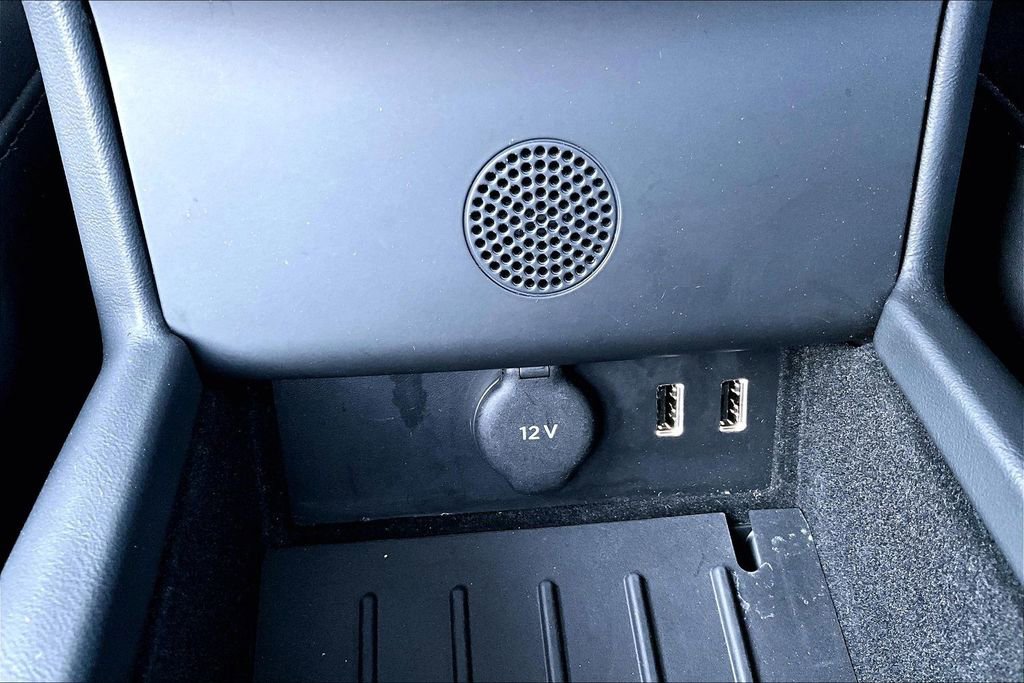 Used 2019 Tesla Model X 100D image 30