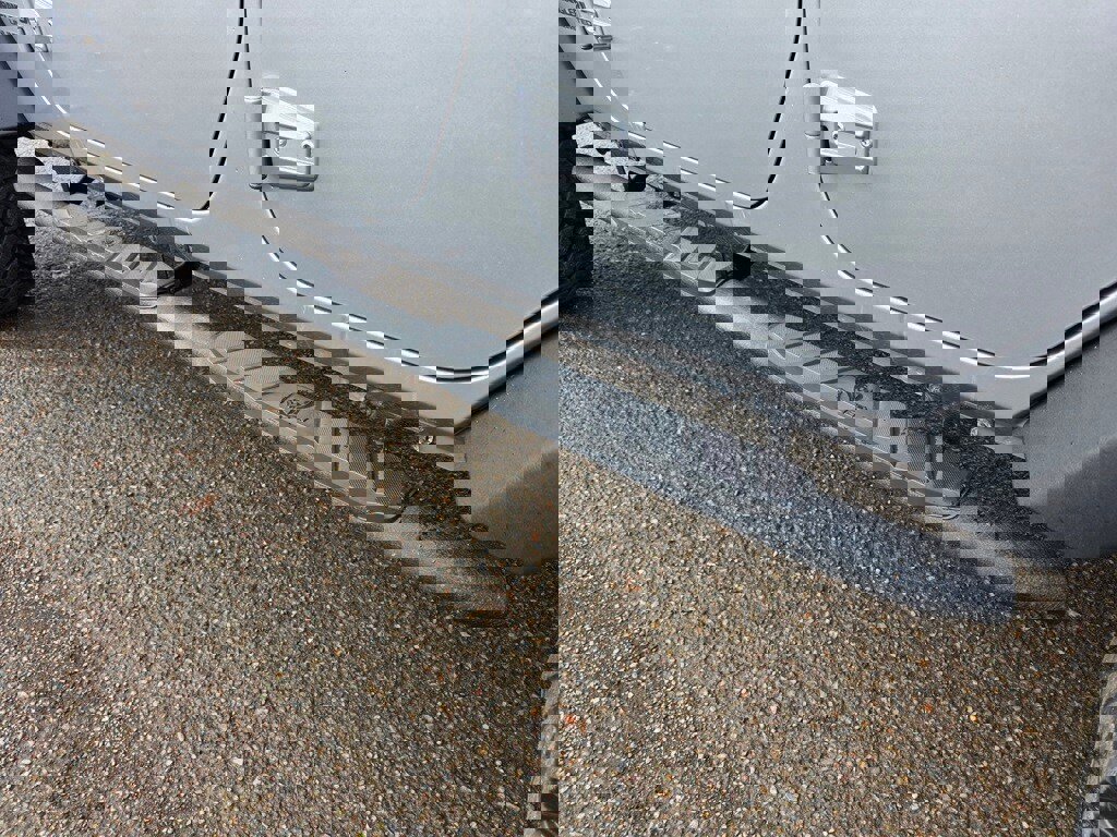 Used 2018 Jeep Wrangler Unlimited Sport w/ Connectivity Group image 23