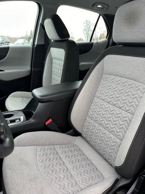 Certified 2024 Chevrolet Equinox LS w/ Driver Confidence II Package image 37