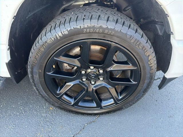 Used 2023 RAM 1500 Laramie AWD/4WD image 7