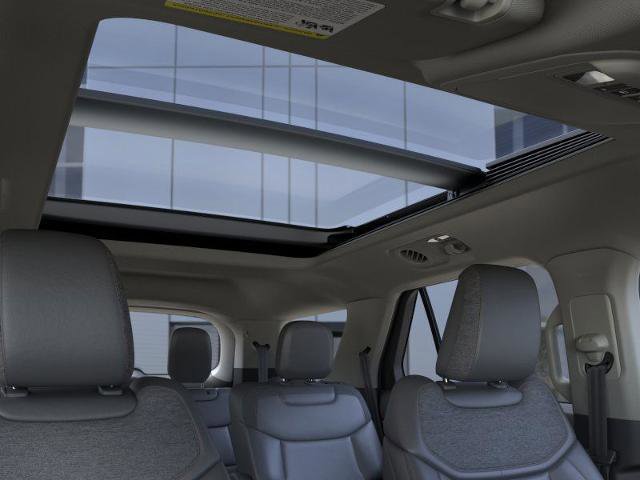 New 2025 Ford Explorer Active w/ Active Comfort Package image 22