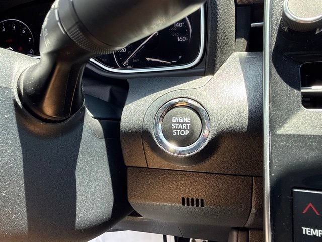 Used 2022 Toyota Avalon Touring FWD image 19