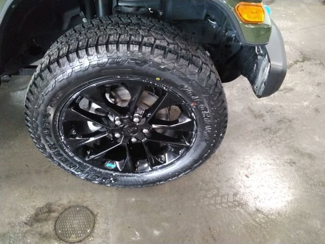 Used 2022 Jeep Wrangler Unlimited Sahara 4xe w/ Cold Weather Group image 17