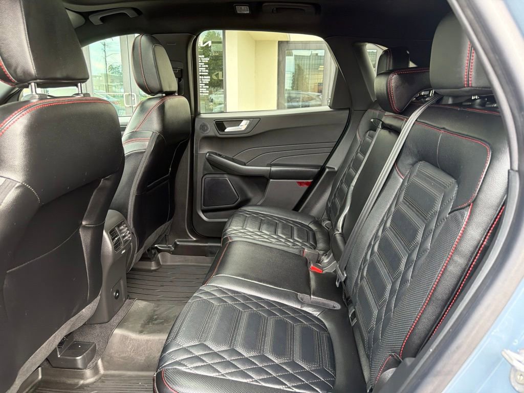 Used 2023 Ford Escape ST-Line Elite w/ Premium Technology Package AWD/4WD image 19