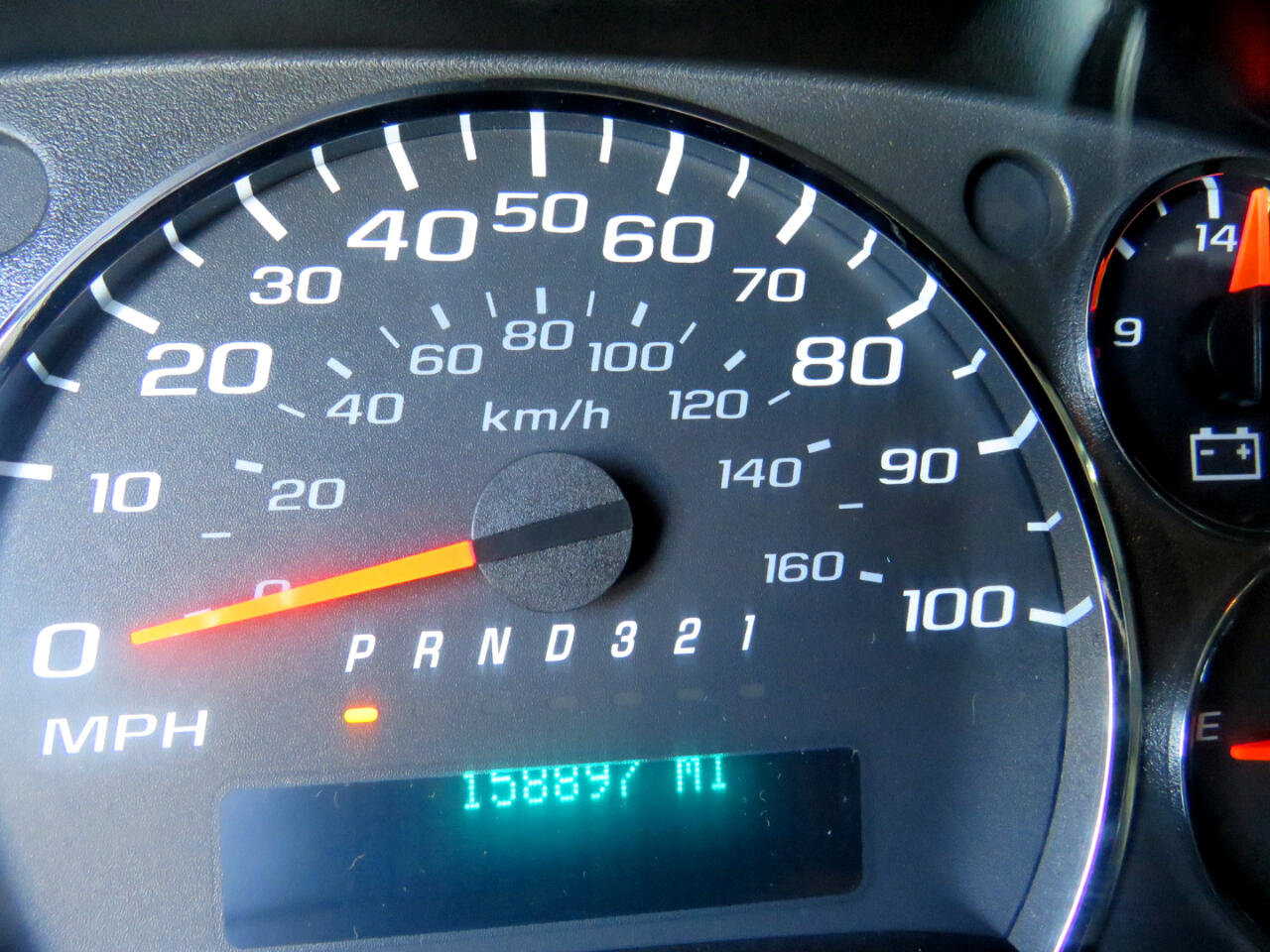 Used 2009 Chevrolet Express 2500 Extended image 12