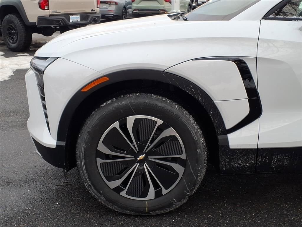 New 2026 Chevrolet Blazer EV LT image 7