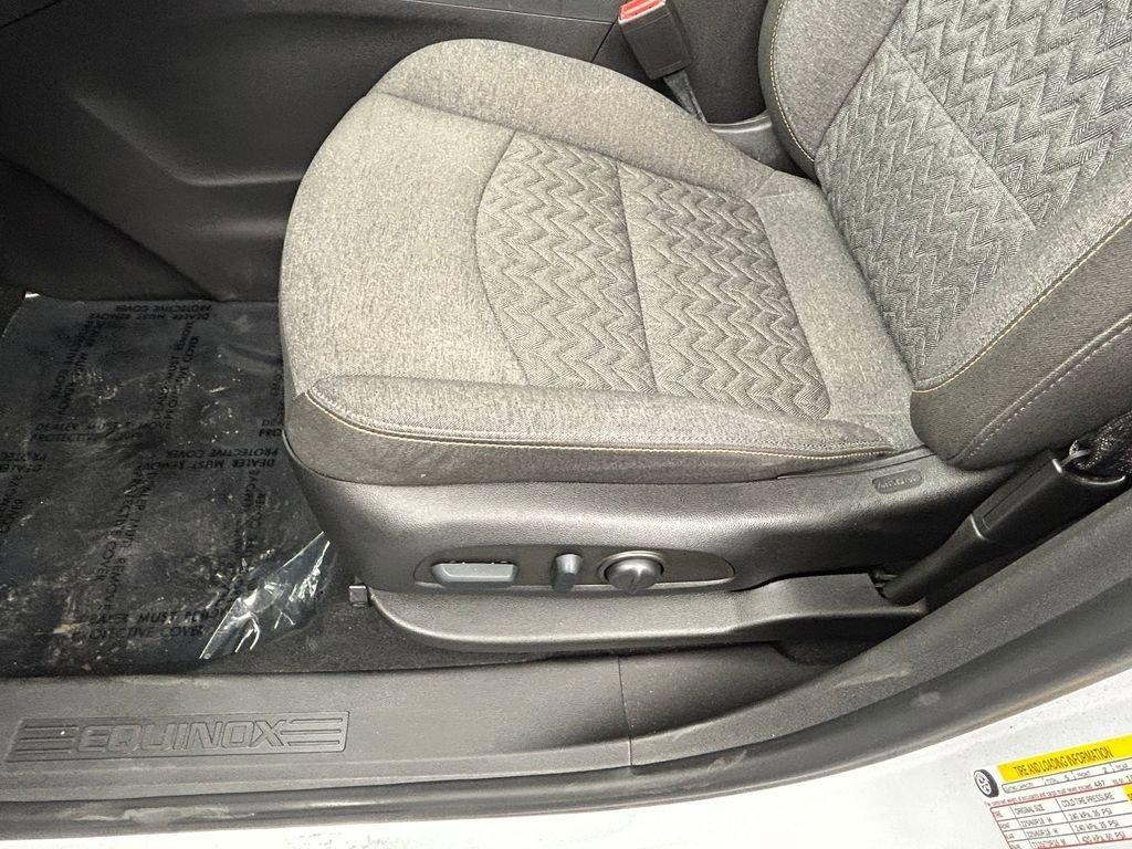 Used 2022 Chevrolet Equinox LT image 16