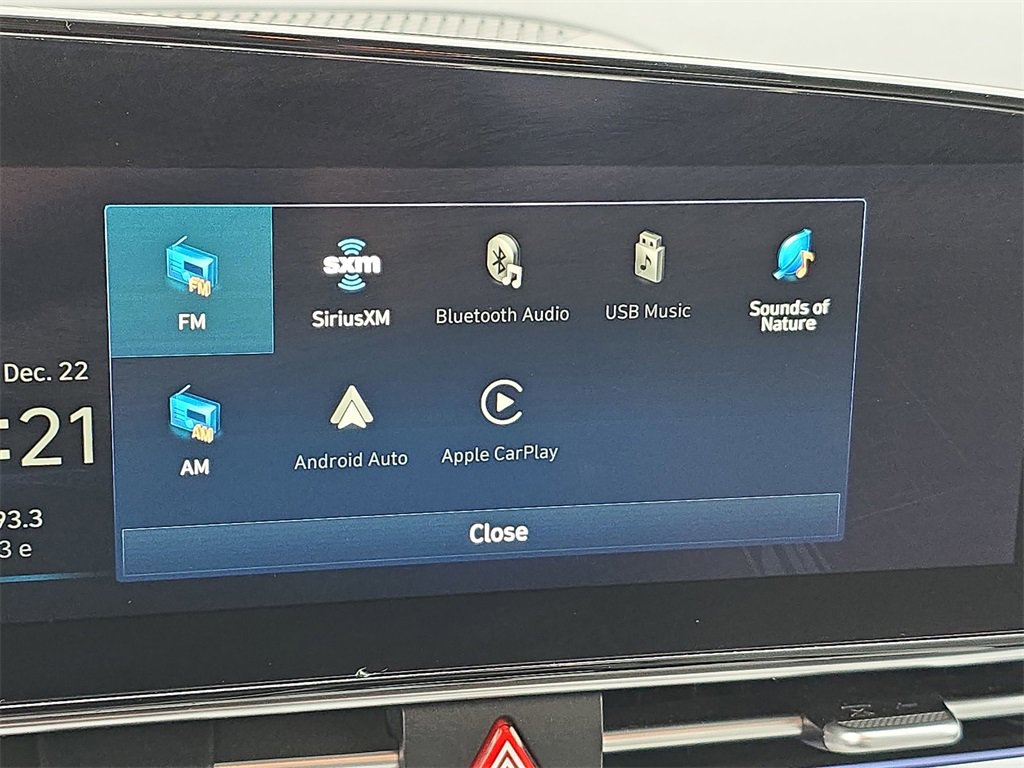 Certified 2022 Hyundai Elantra Limited image 20