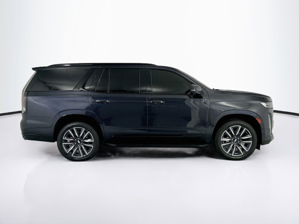 Used 2023 Cadillac Escalade Sport Platinum w/ Heavy-Duty Trailer Package AWD/4WD image 4