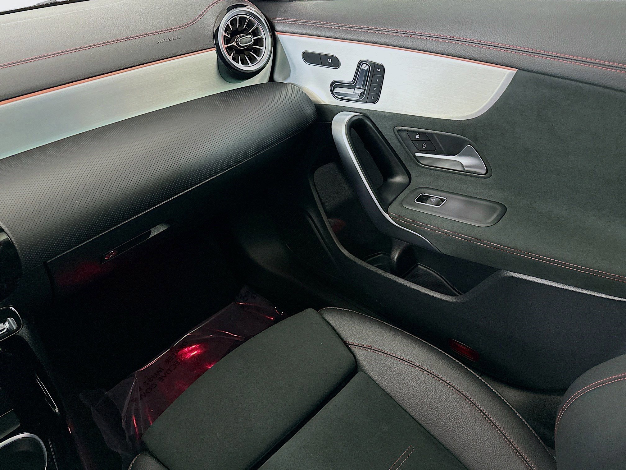 Used 2023 Mercedes-Benz CLA 35 AMG 4MATIC w/ Exterior Lighting Package image 22