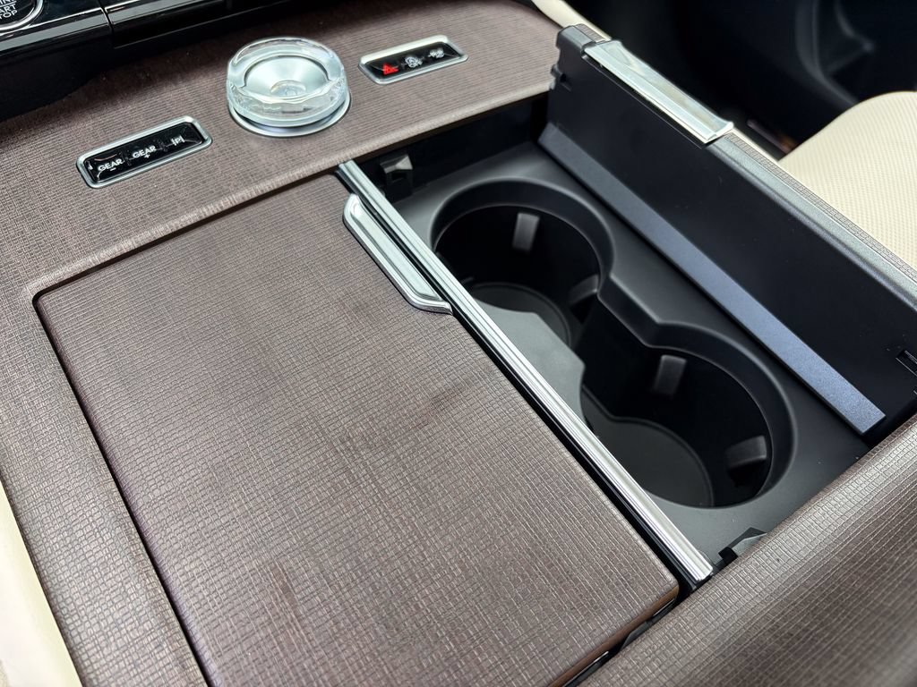 New 2027 Lincoln Navigator Reserve AWD/4WD image 45