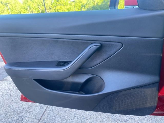 Used 2020 Tesla Model 3 Standard Range Plus RWD image 16
