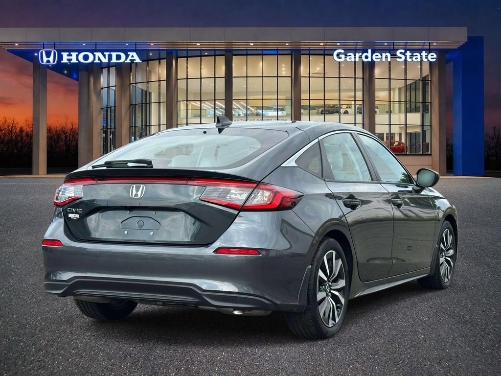 Used 2024 Honda Civic EX-L image 3