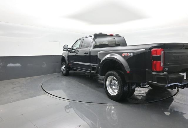 New 2026 Ford F450 Platinum w/ FX4 Off-Road Package AWD/4WD image 5