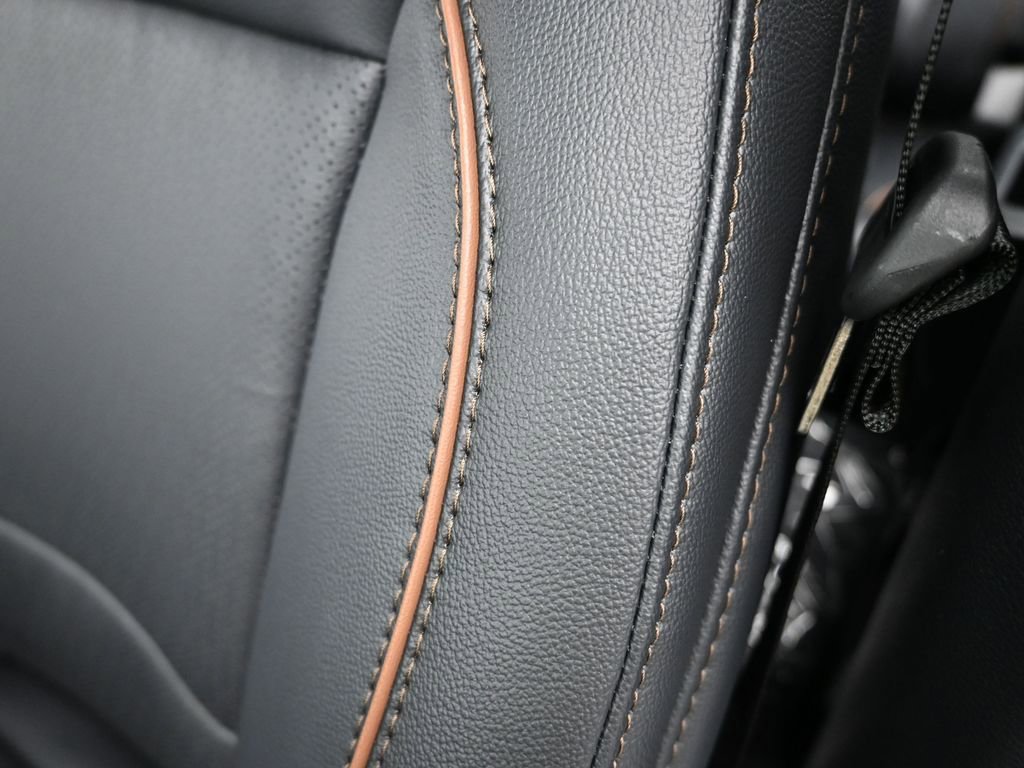 New 2025 Ford F150 Lariat w/ Equipment Group 502A High image 29