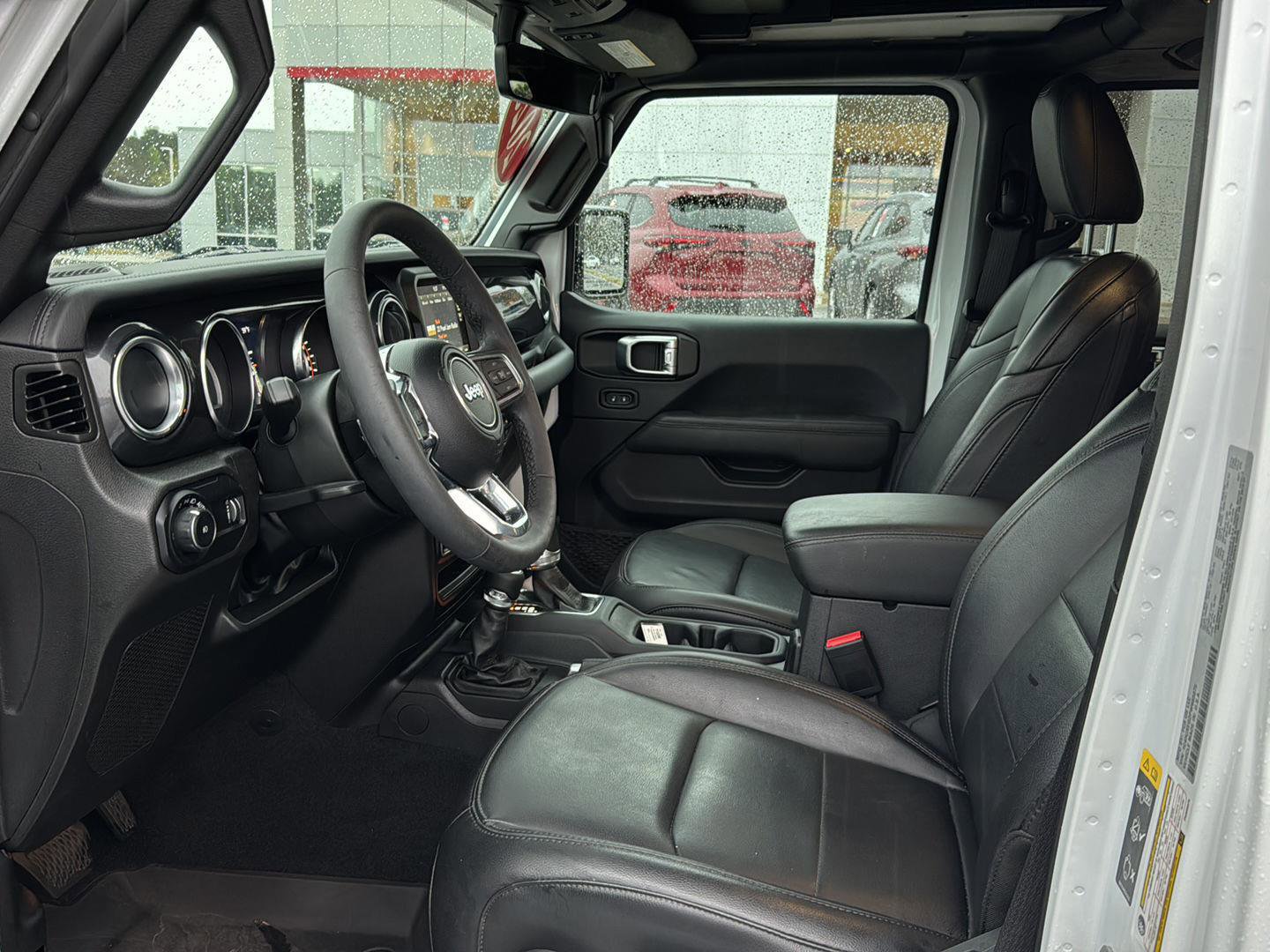 Used 2023 Jeep Wrangler Unlimited Sahara image 8