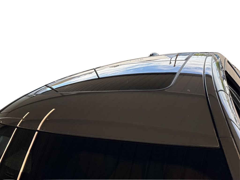 New 2026 BMW X6 M60i w/ Executive Package image 12