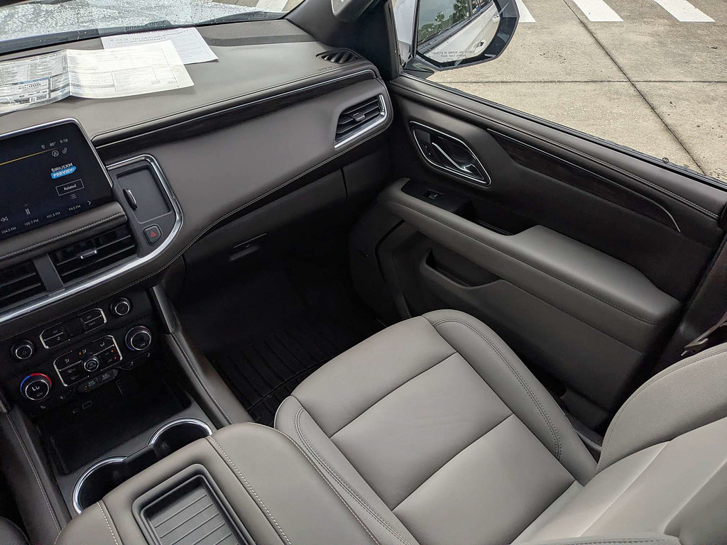 Used 2023 Chevrolet Tahoe Z71 AWD/4WD image 19