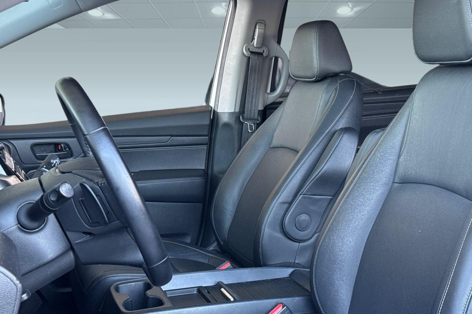 Used 2023 Honda Odyssey EX-L image 5