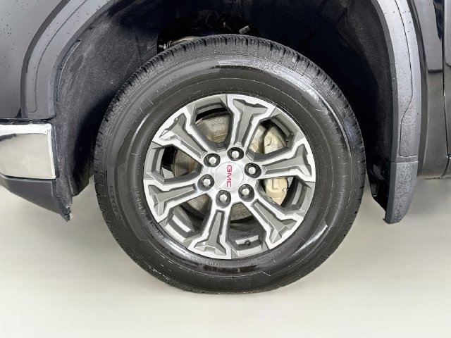 Used 2025 GMC Sierra 1500 SLT AWD/4WD image 31