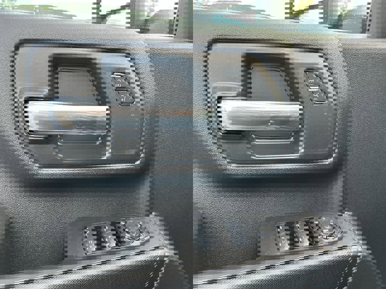 New 2026 Chevrolet Silverado 2500 Custom w/ Custom Value Package image 25