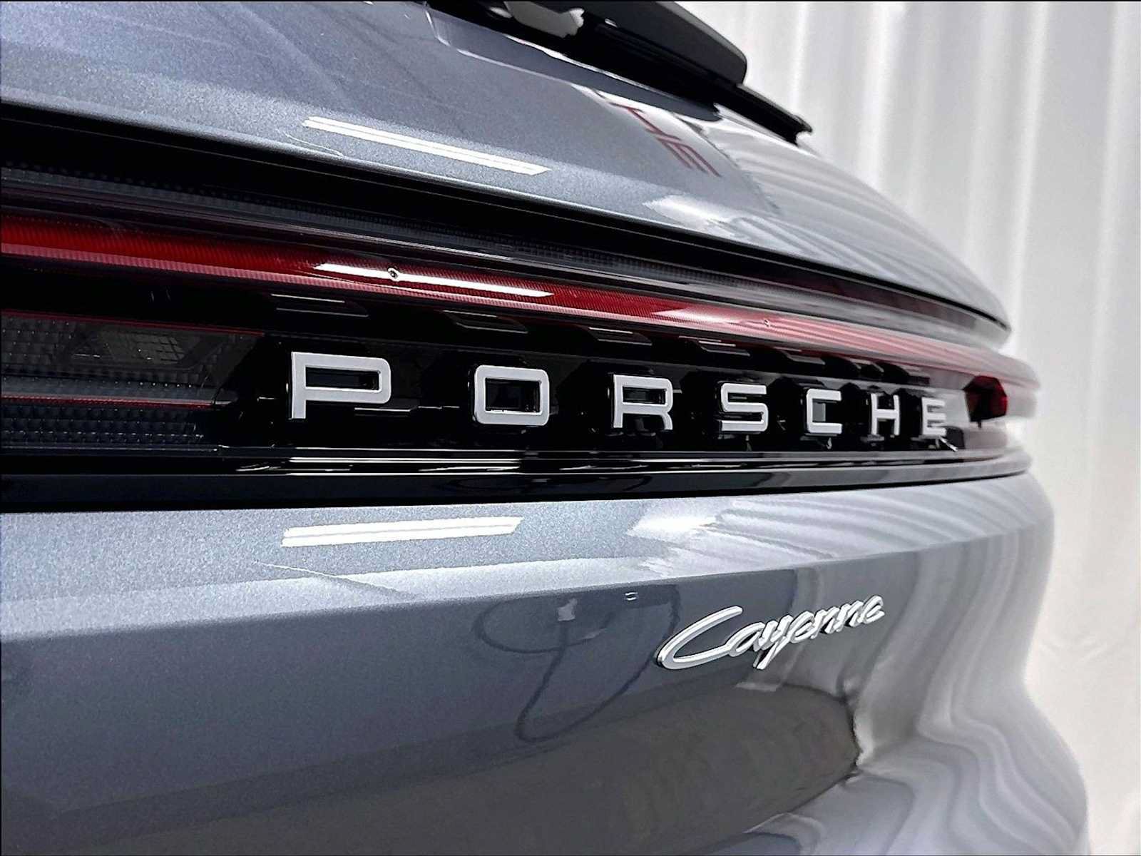 New 2026 Porsche Cayenne AWD/4WD image 33