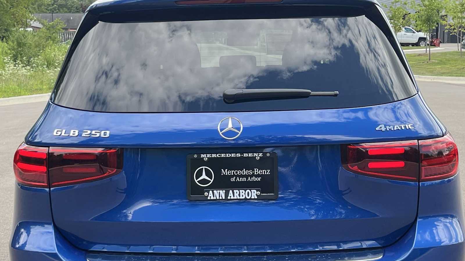 New 2026 Mercedes-Benz GLB 250 4MATIC image 19