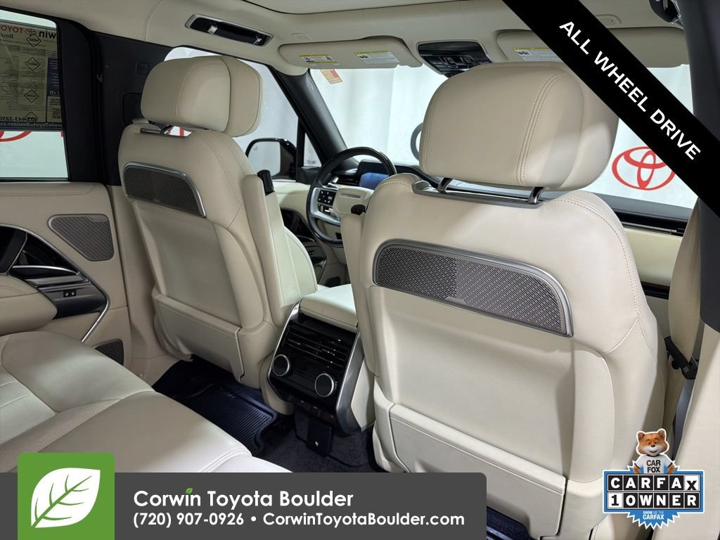 Used 2025 Land Rover Range Rover Autobiography AWD/4WD image 16