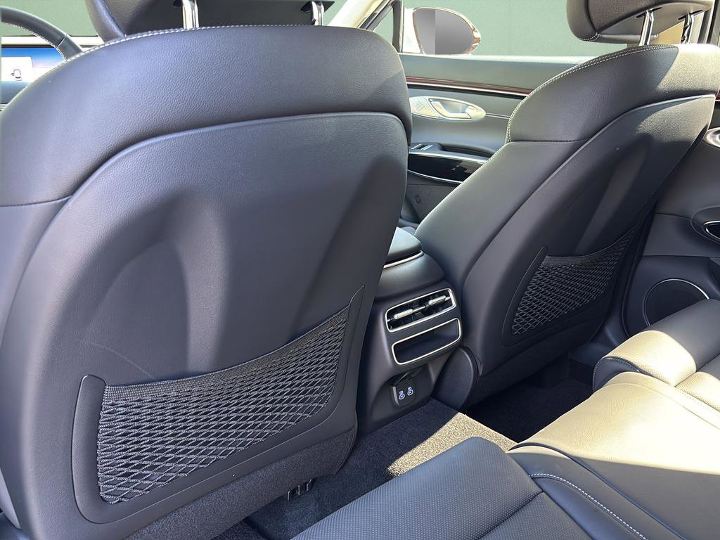 Certified 2026 Genesis GV70 2.5T image 17