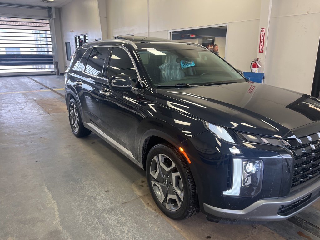 Used 2024 Hyundai Palisade SEL image 1