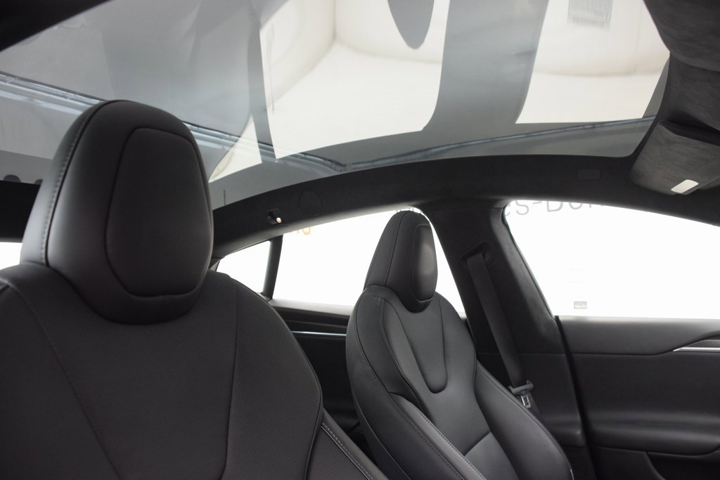 Used 2024 Tesla Model S Plaid image 17