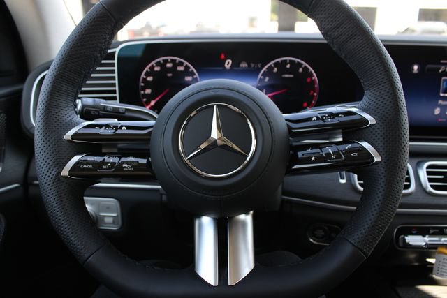 New 2026 Mercedes-Benz GLS 450 4MATIC image 14