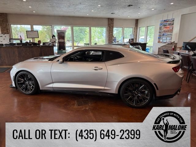 Used 2018 Chevrolet Camaro ZL1 RWD image 8