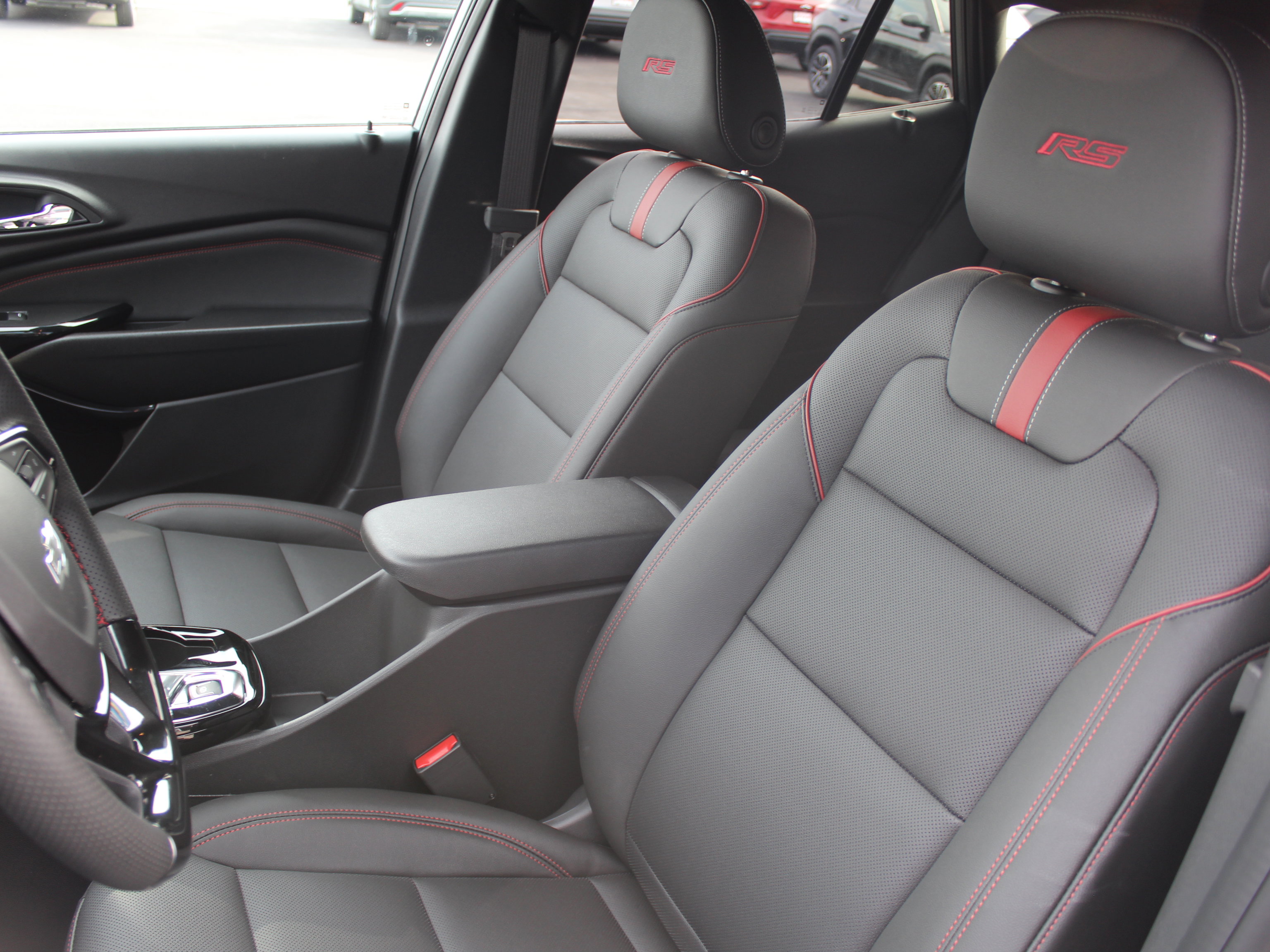 New 2026 Chevrolet Trax RS image 9