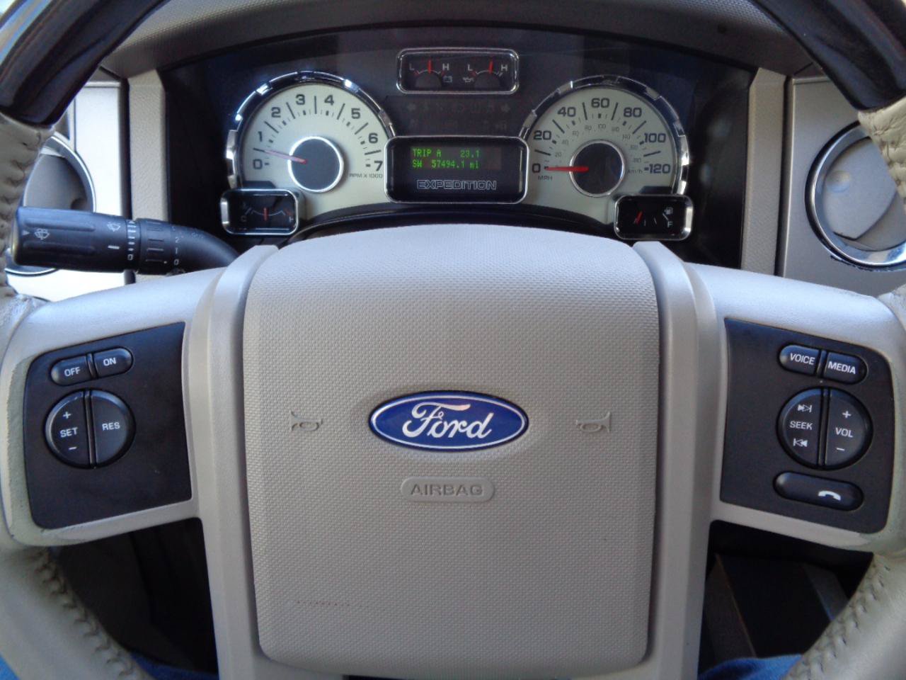 Used 2013 Ford Expedition EL Limited AWD/4WD image 8