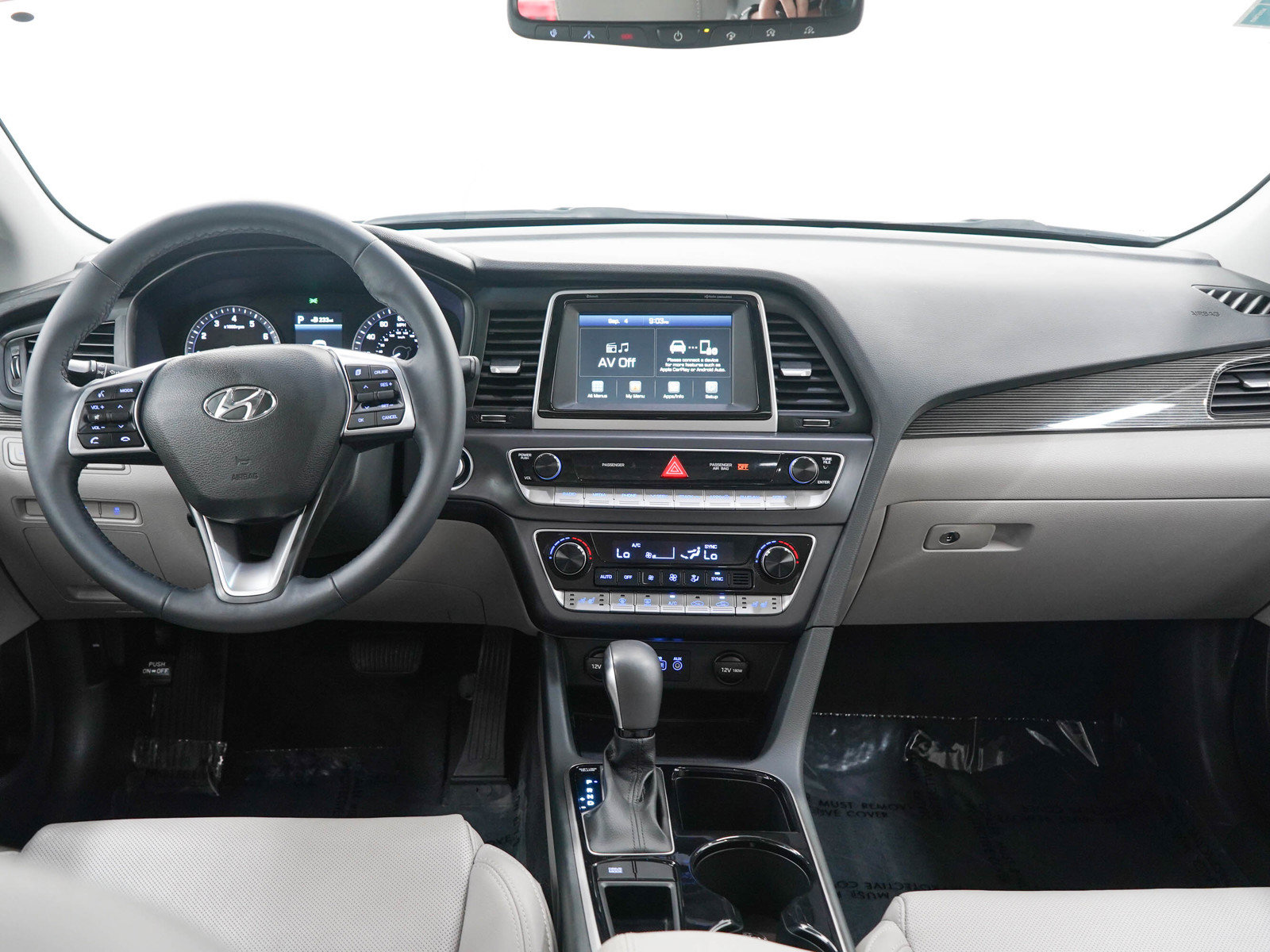 Used 2018 Hyundai Sonata Limited w/ Cargo Package FWD image 14