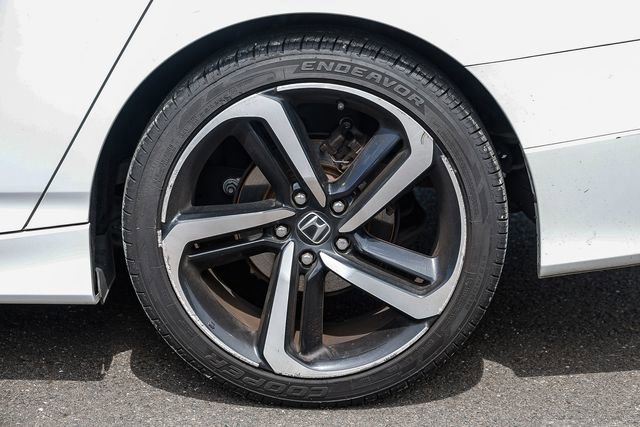Used 2019 Honda Accord Sport image 10